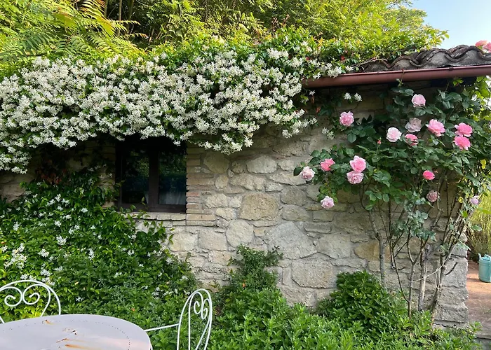 Casa de Férias Casale Armonia Massa Martana